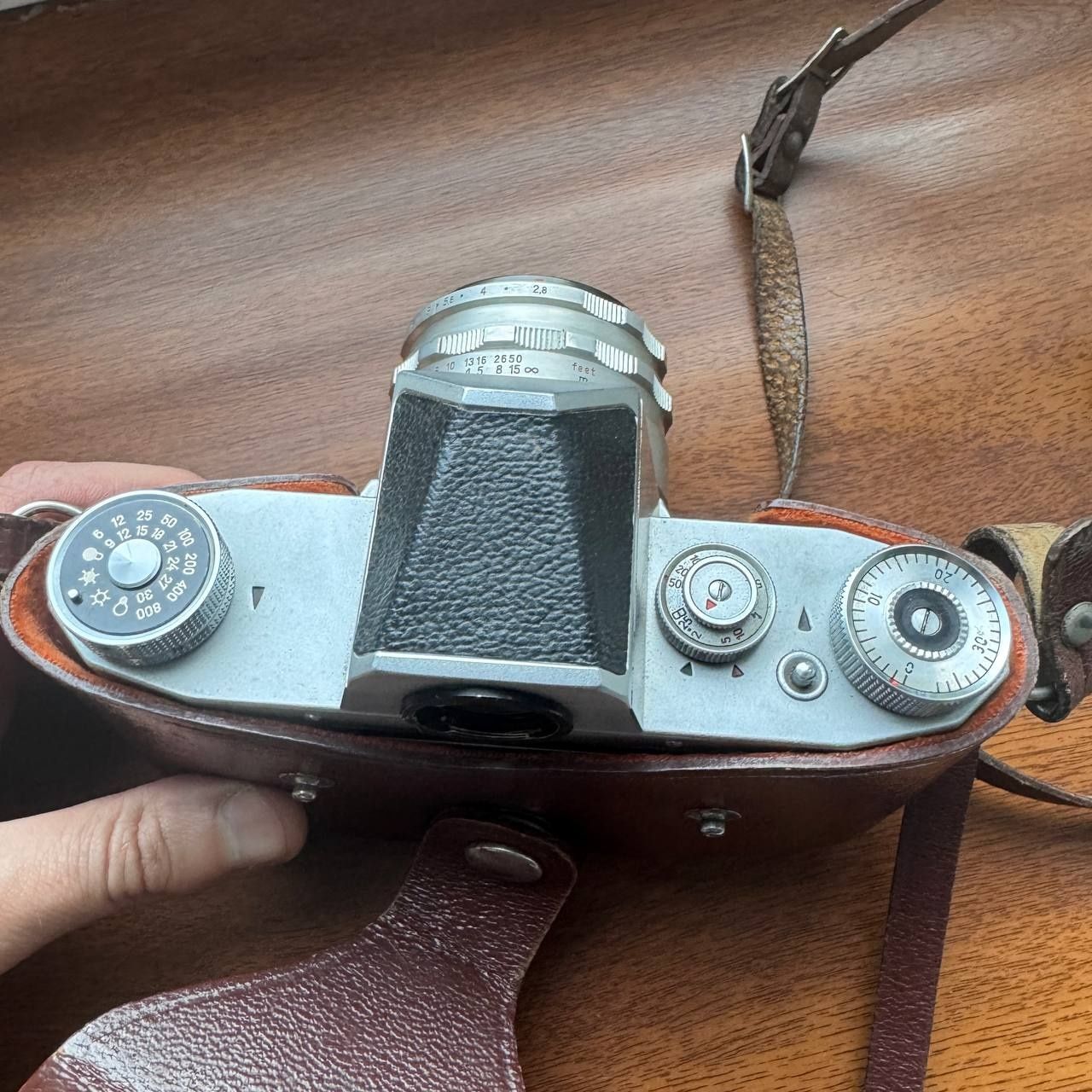 Aparat fotograficzny Praktica IV M Obiektyw Carl Zeiss Tessar
