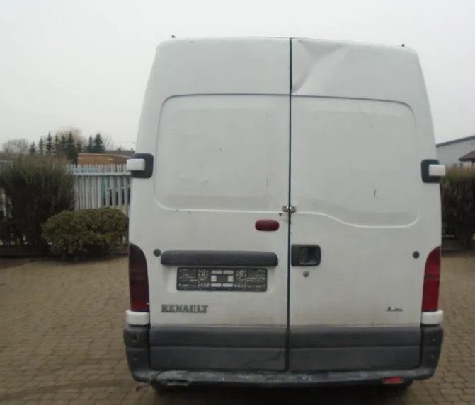 Разборка Renault Master 2 2,2dci (Рено Мастер2) Запчасти Бампер Форсун