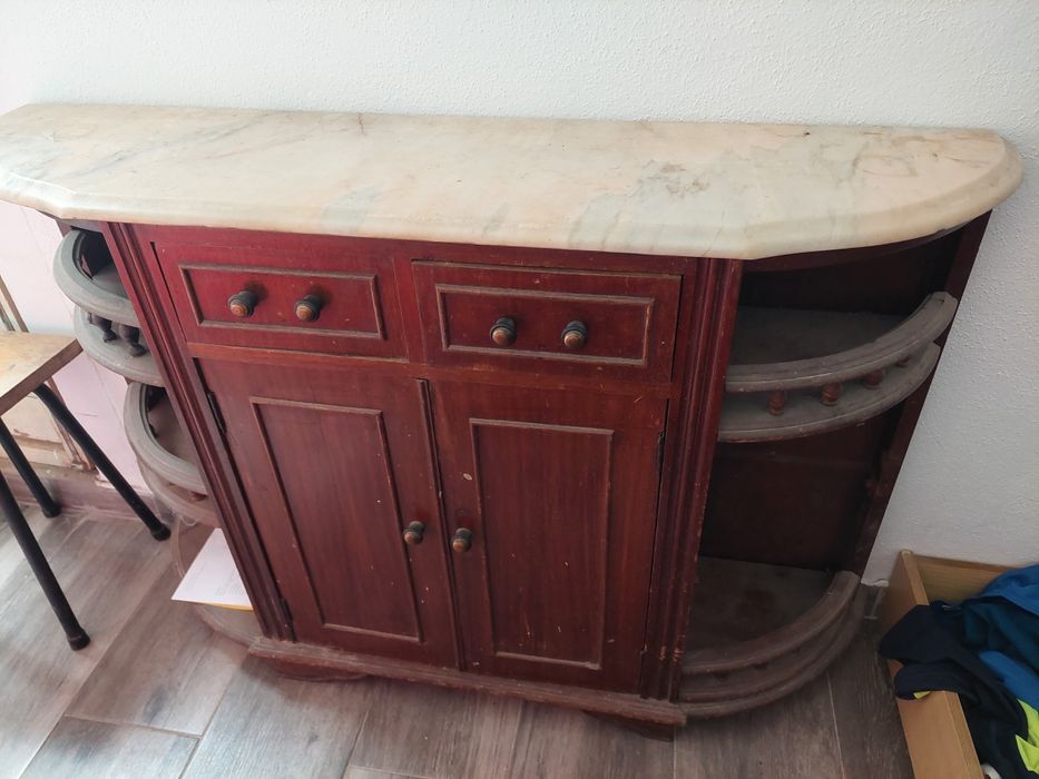 Movel de entrada antiga