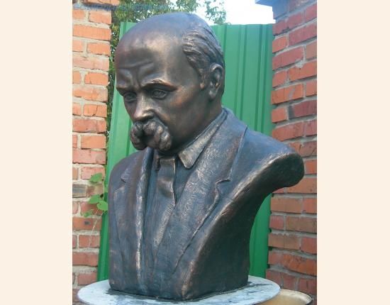 Памятники погруддя Шевченко бюст авторська робота