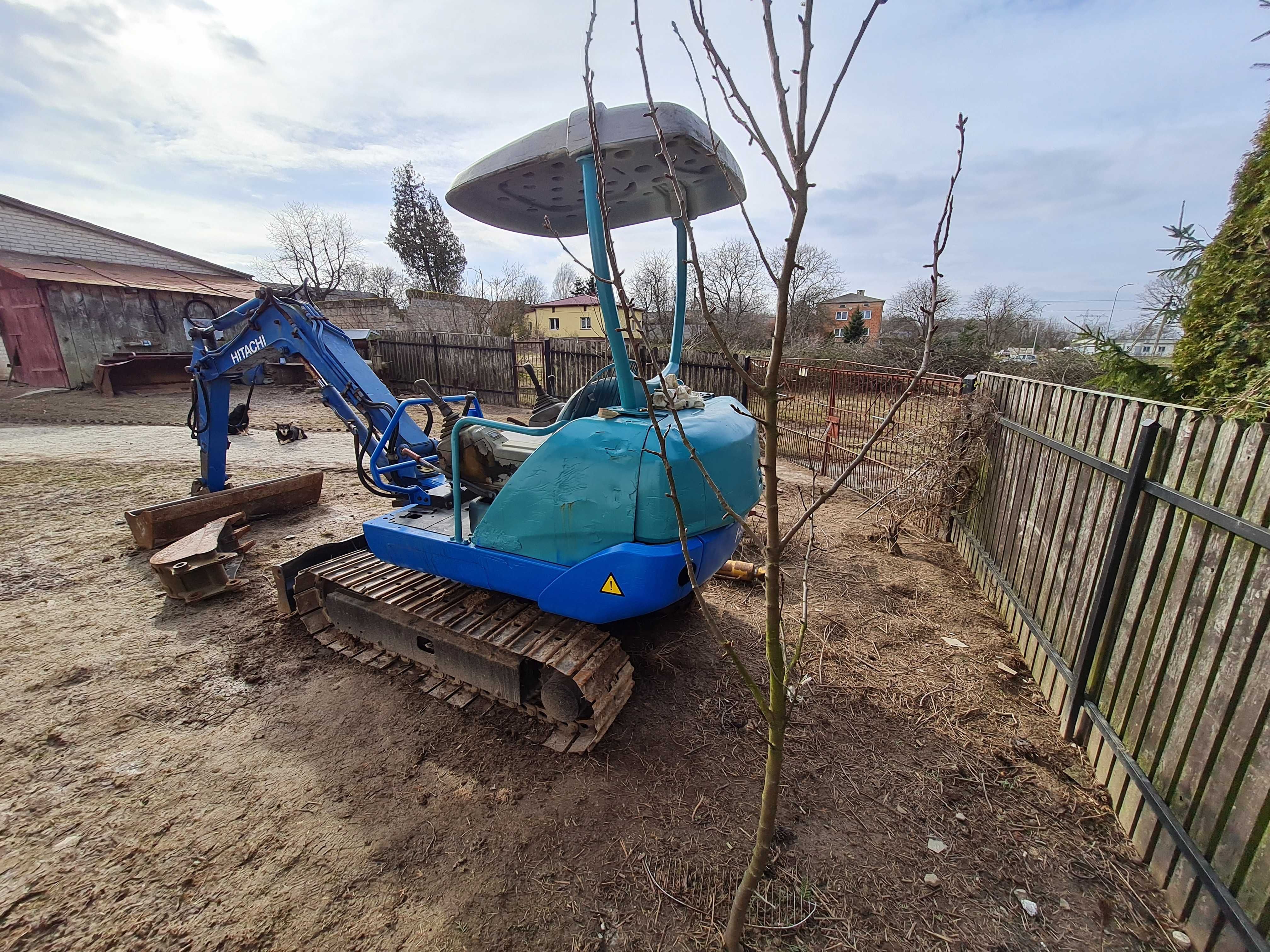 Minikoparka Hitachi ex25 Kubota Takeuchi Bobcat koparka