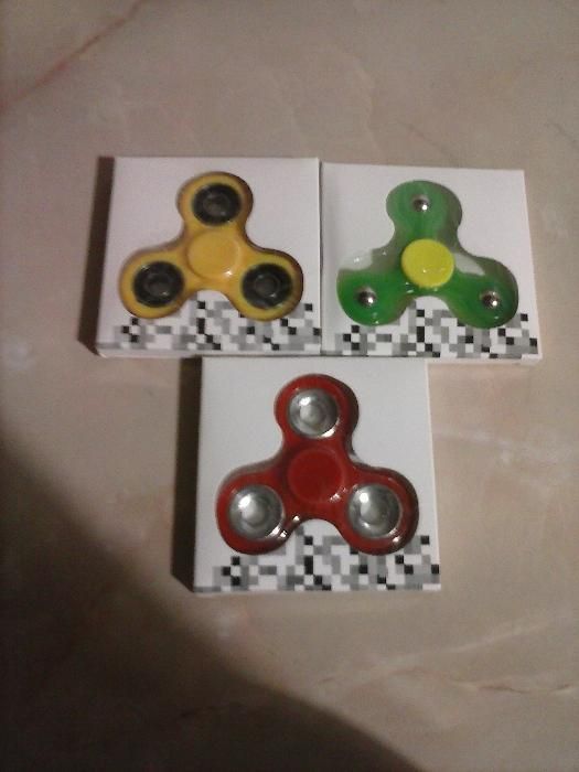 Продам новый спиннер- игрушка антистресс (hand spinner)