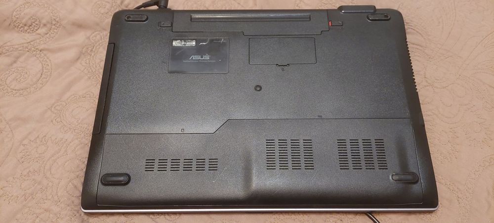 Ноутбук Asus N53S, Core i5 2450