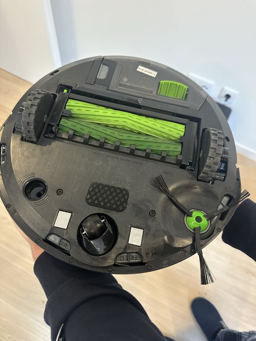 Robot Roomba i5+ com Clean Base + Função Mopa