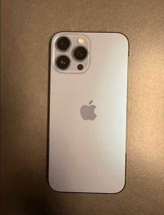 iPhone 13 Pro Max Niebieski Bez blokad ani rys na ramkach OK