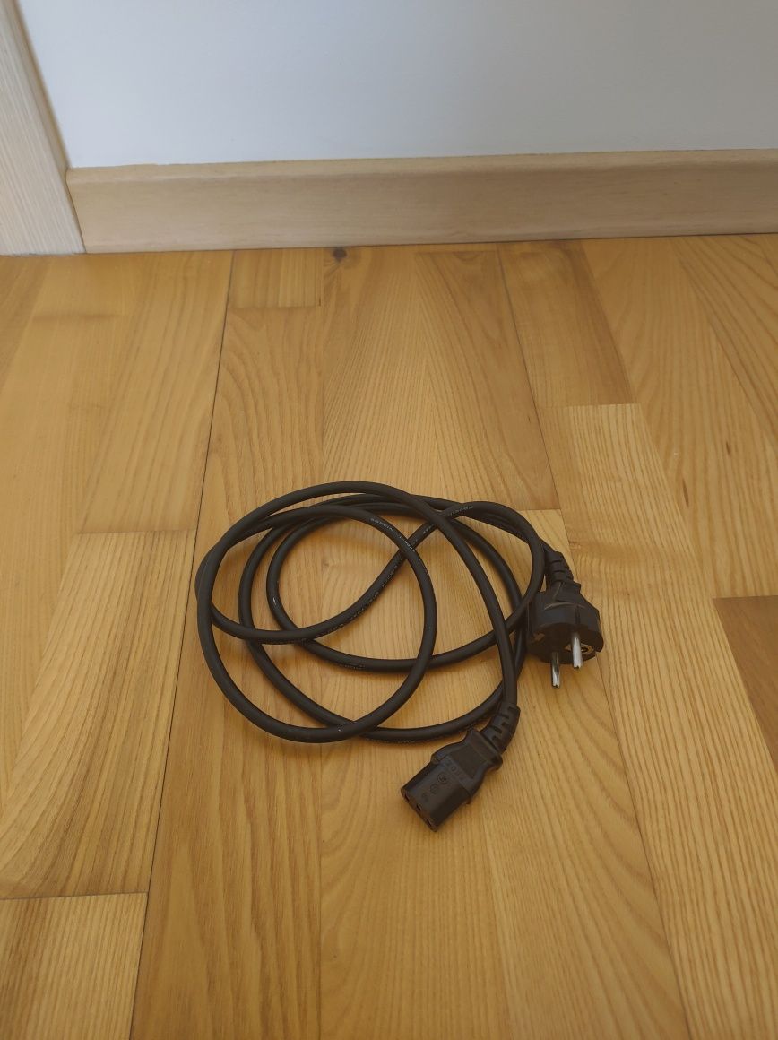 Nowy czarny kabel zasilający komputerowy 1,85 m