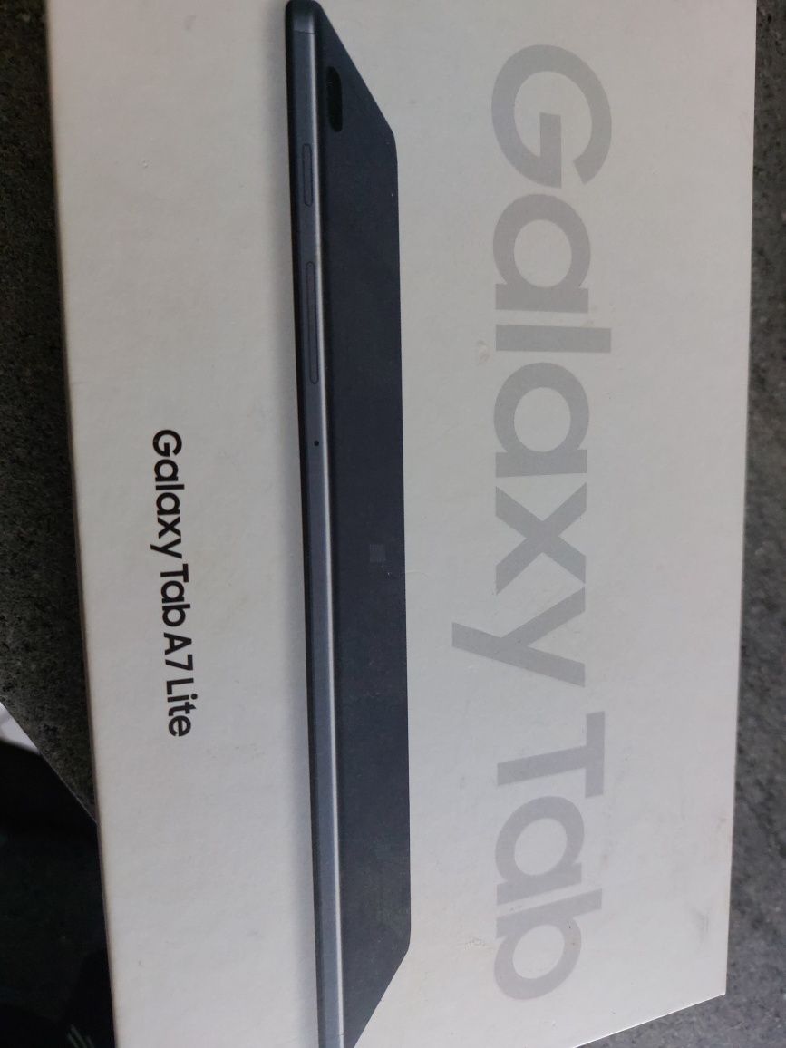 Dwa Tablety Samsung