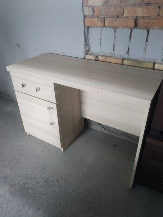 Biurko solidne mocne