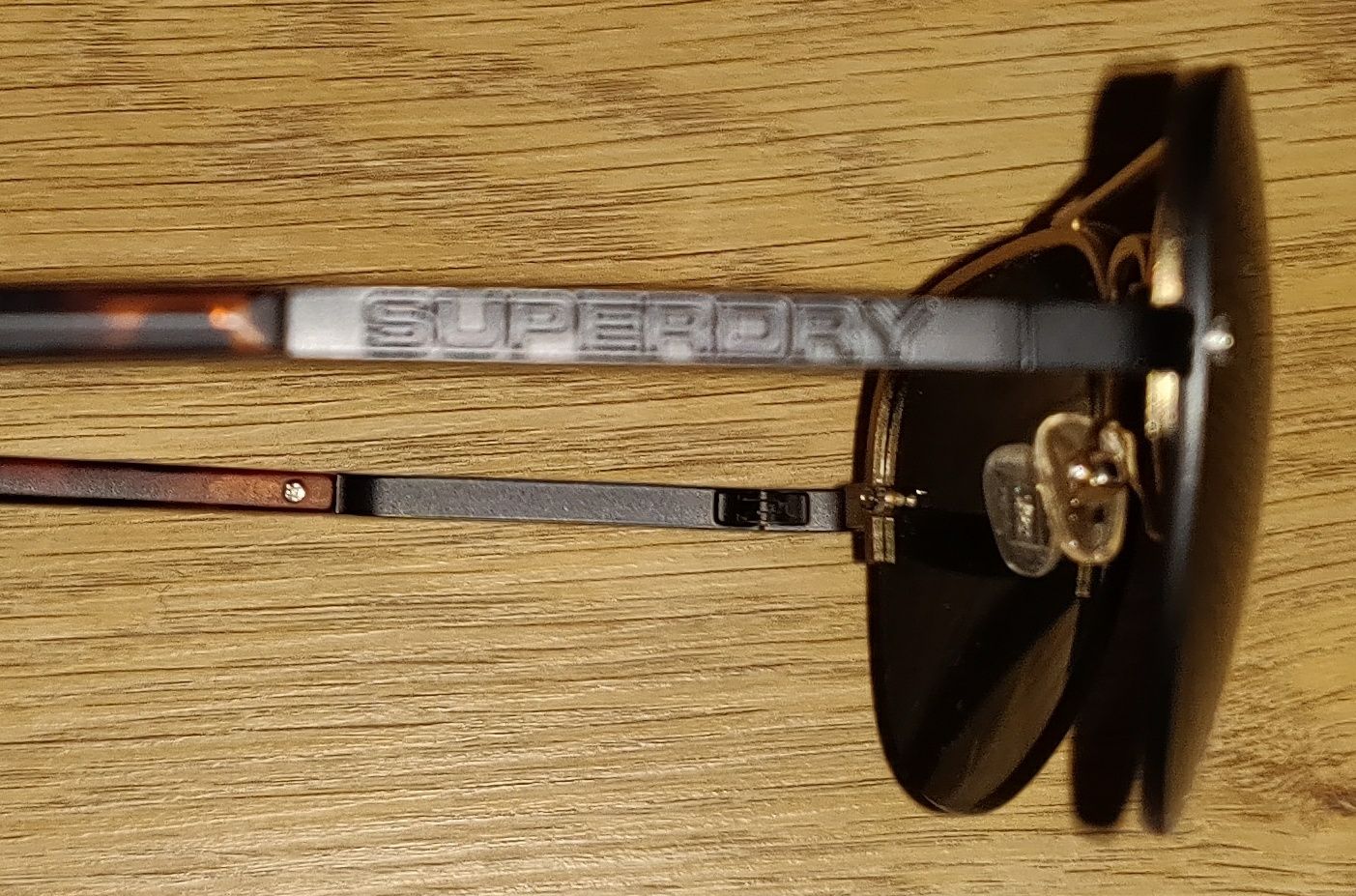 Okulary przeciwsłoneczne Superdry (aviator)