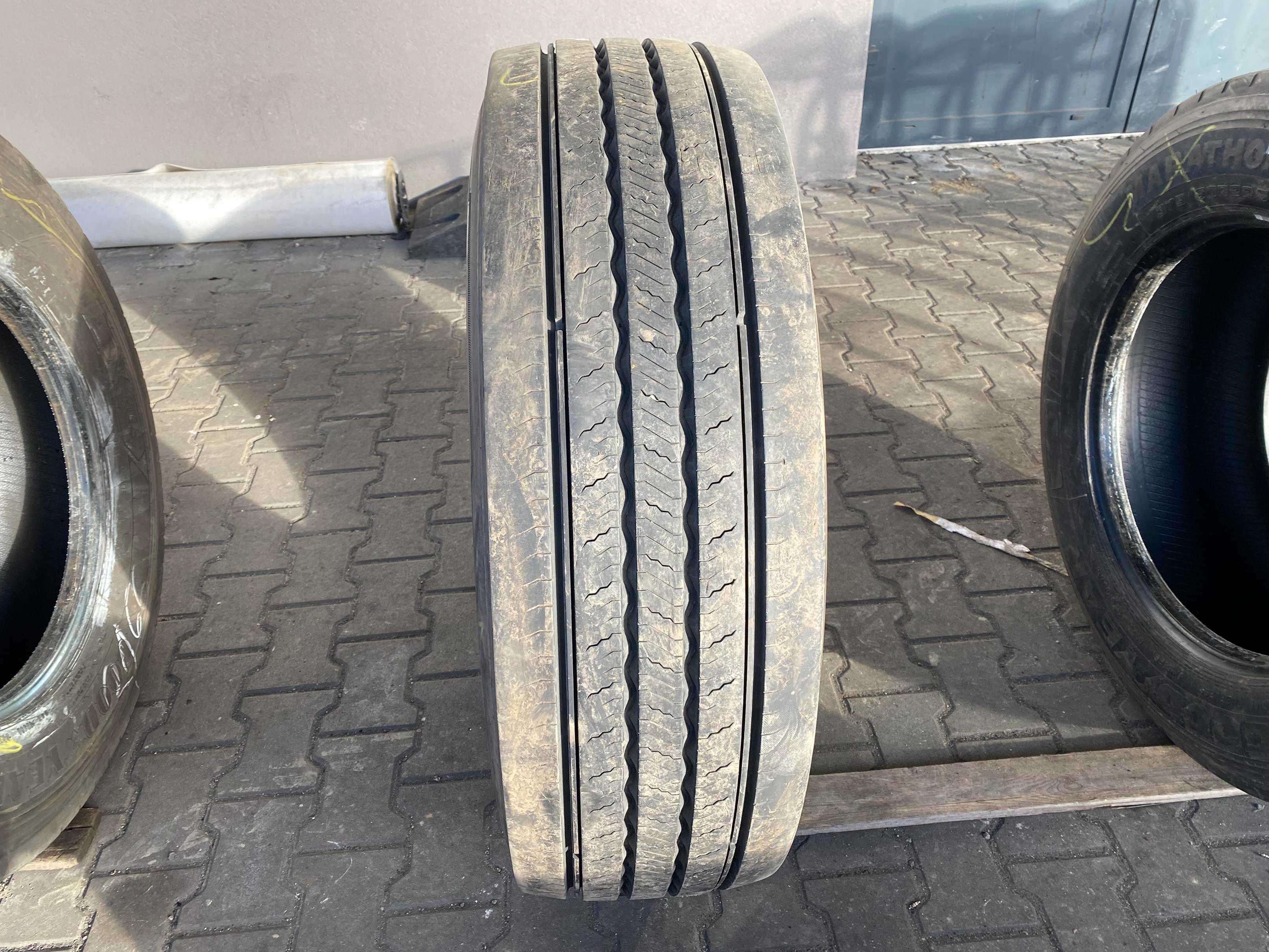 Opona 315/70R22.5 CONTINENTAL HYBRID HS3+ Przód 14mm +