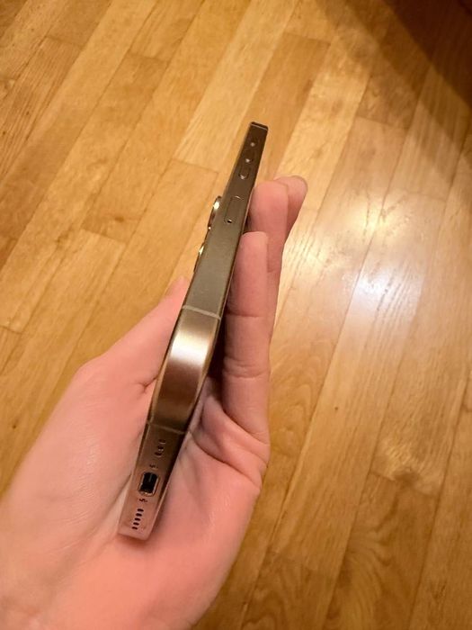 Iphone 16 pro, 256gb, natural titanium