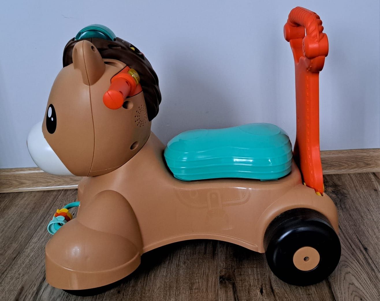 Jeździk pchacz konik Fisher Price