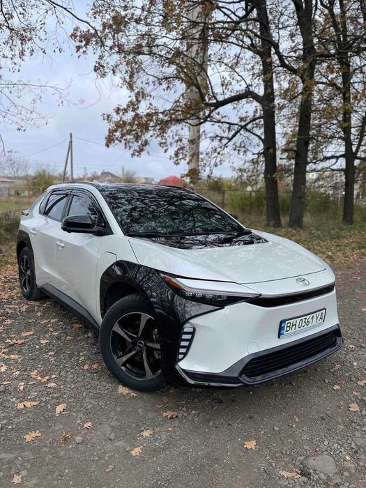 Toyota bZ4X 2023 I покоління,  71.4 kWh (218 к.с) 4WD
