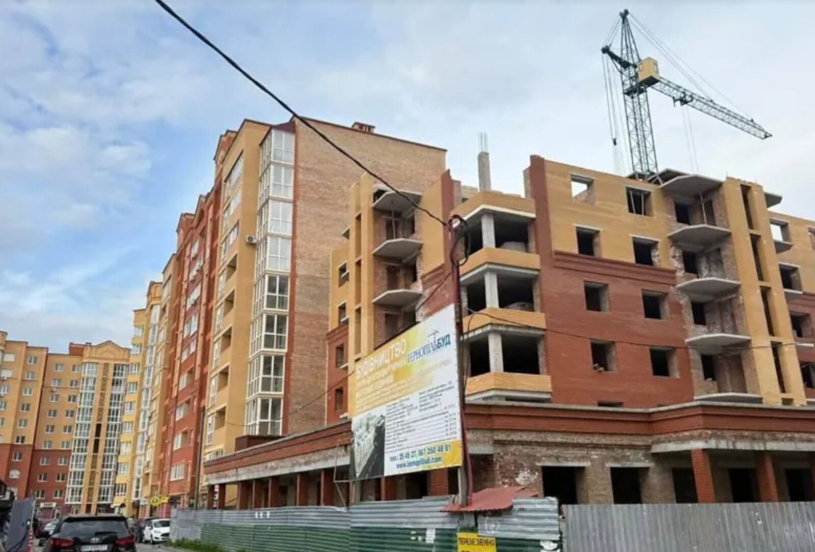 Продаж 3к квартири 90.3 кв. м на пров. Генерала Мирона Тарнавського