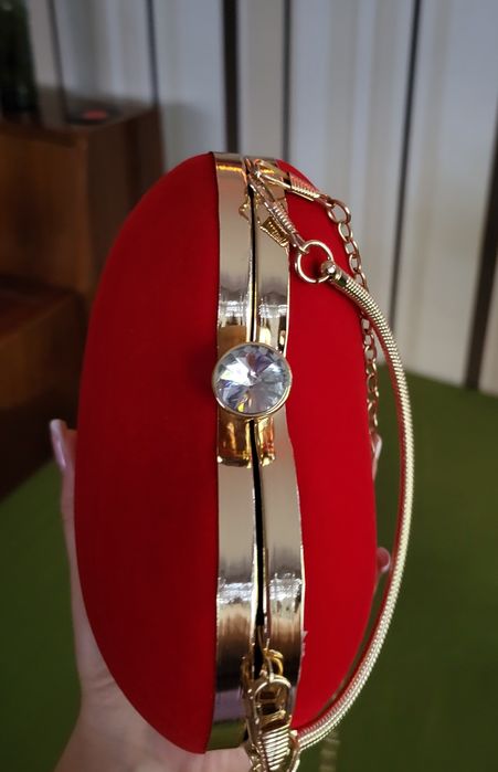 Вечірня сумочка клатч у формі серця