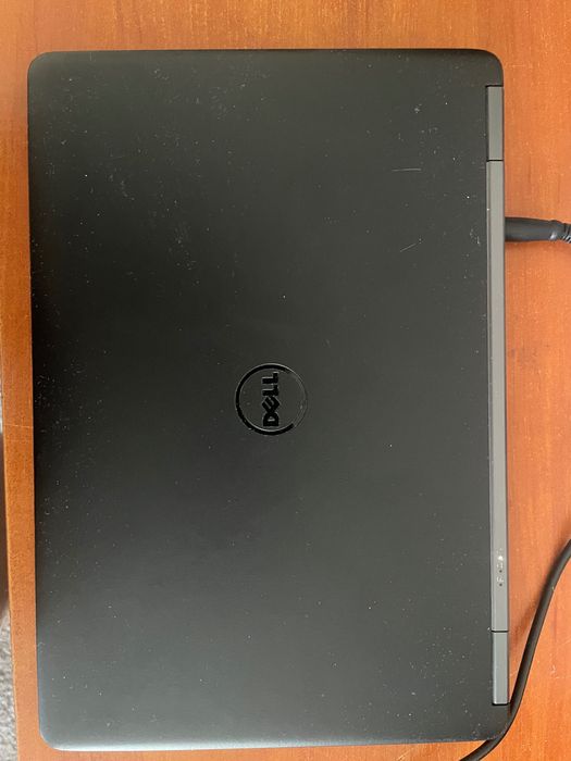 Komputer laptop dell Latitude E7250