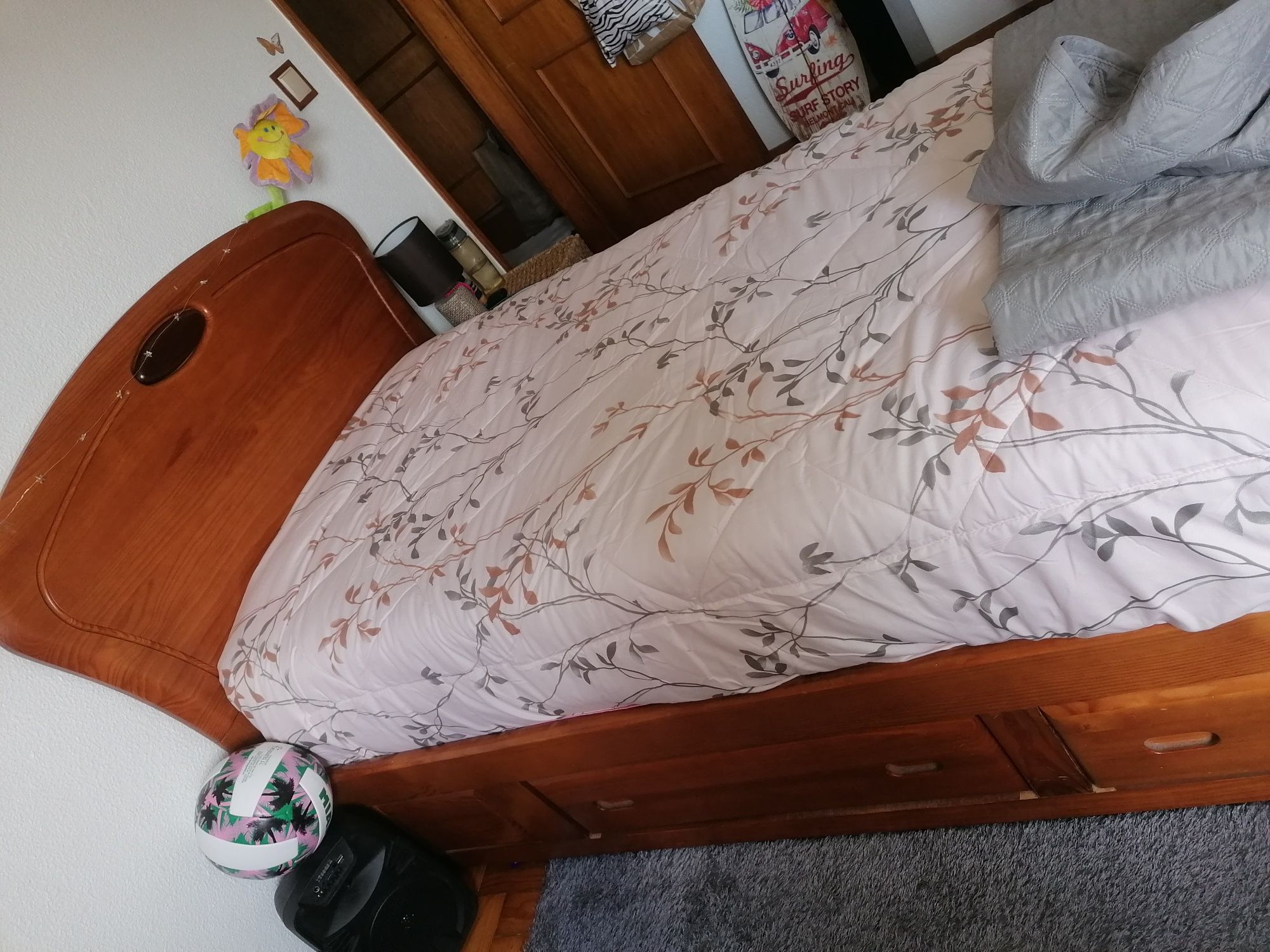 Cama de solteiro