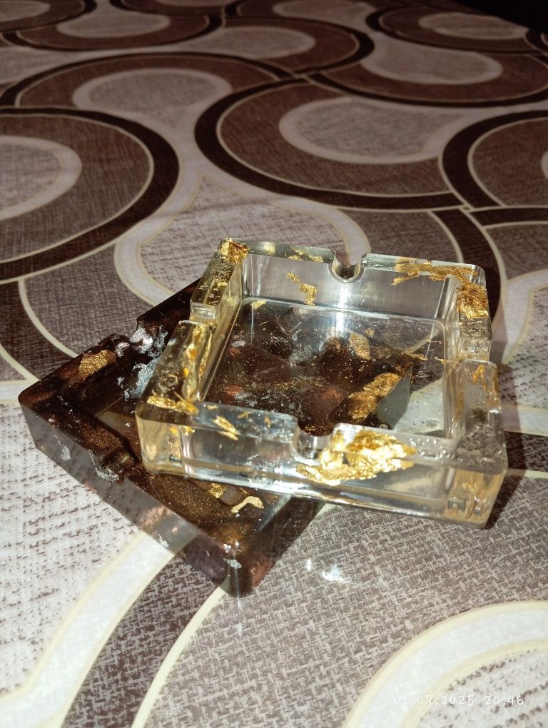Пепельница  с эпоксидной смалы