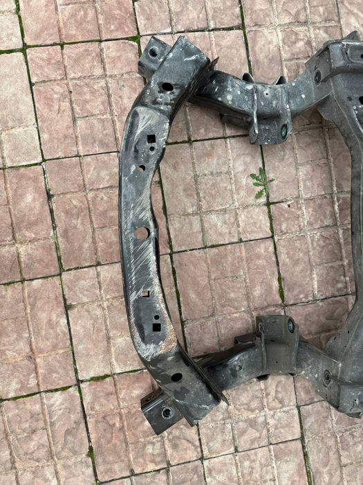 Подрамник/підрамник Dodge Charger/Challenger, Chrysler 300, 68185029AA