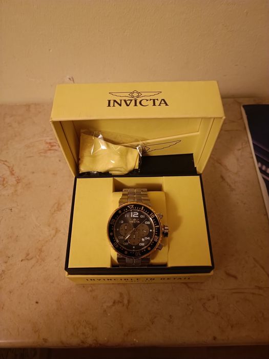 Relógio invicta  novo  1 mês