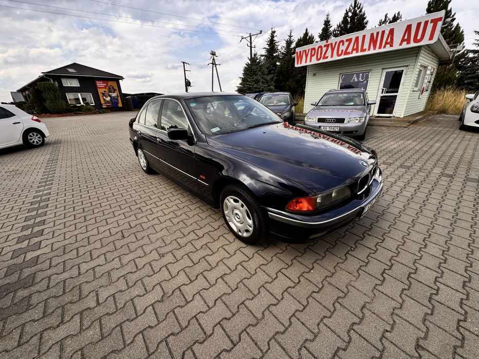 Bmw 2.5 benzyna gaz piekna super  utrzymana