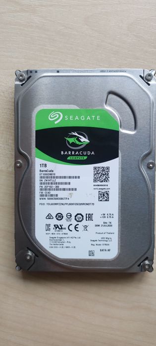 Жорсткий диск SEAGATE 1 TB