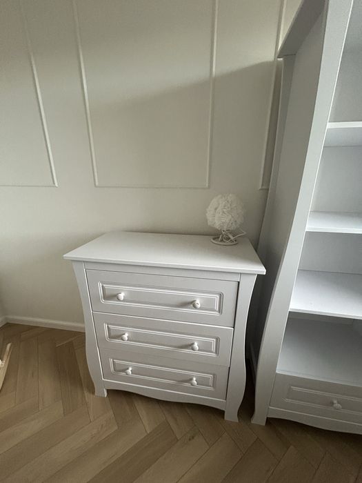 Meble dziecięce Regał + komoda