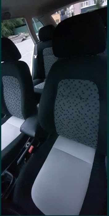 Продам автомобіль Skoda fabia