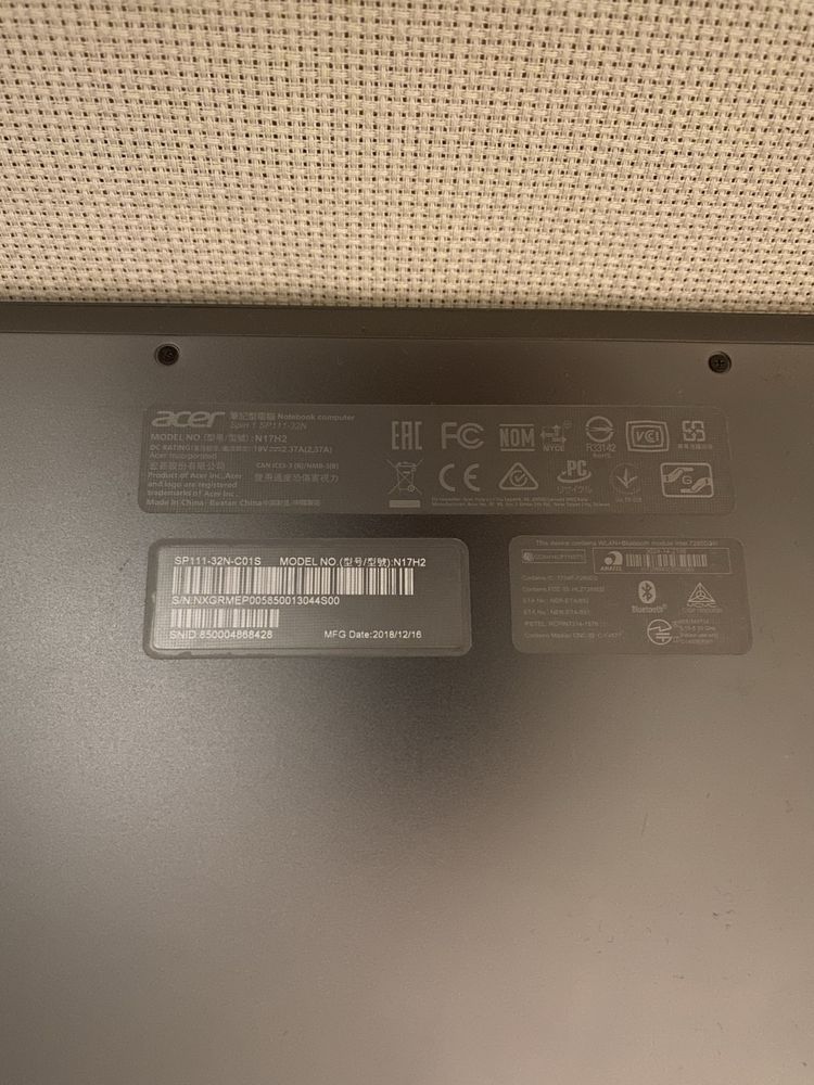 Komputer laptop acer