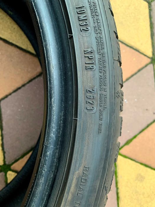 255/35 R19 GoodYear UltraGrip Performance 3. Шини зимові 4 шт. 2023рік