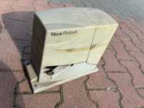Siłownik do bramy przesuwnej nice robus 350