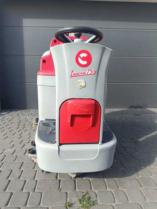Szorowarka /Maszyna czyszcząca Comac  Innowa 75B