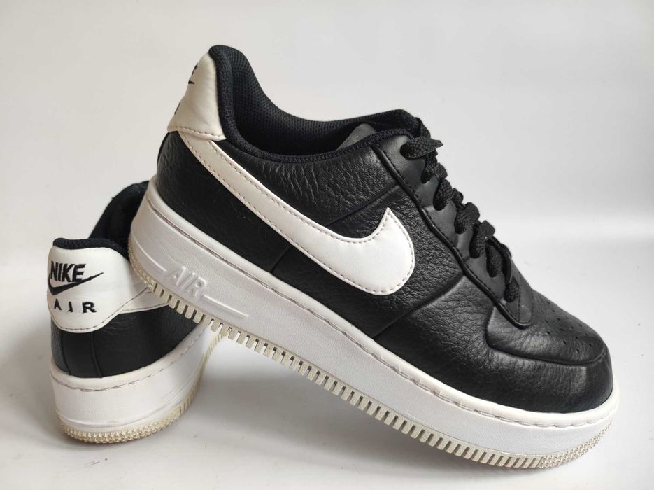 -  Nike Air Force 1 - Sneakersy na platformie r. 39