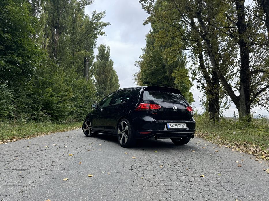 VW Golf GTI 7 Perfomance