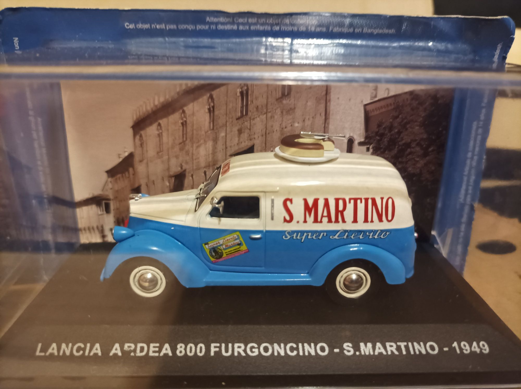 Modele dostawczych samochodów marki Lancia i Alfa Romeo skala 1 43