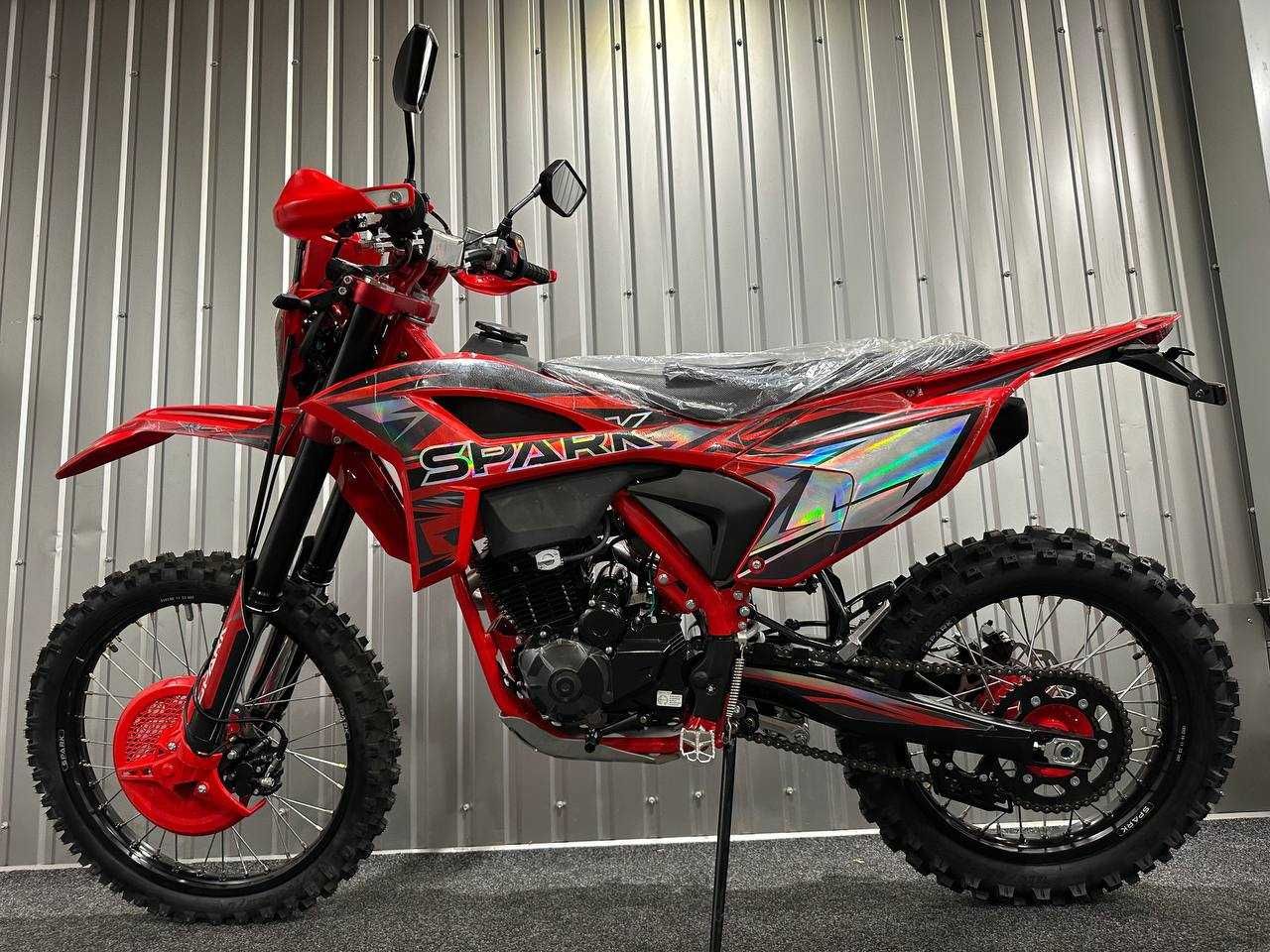 Новий мотоцикл Spark SP300P-1