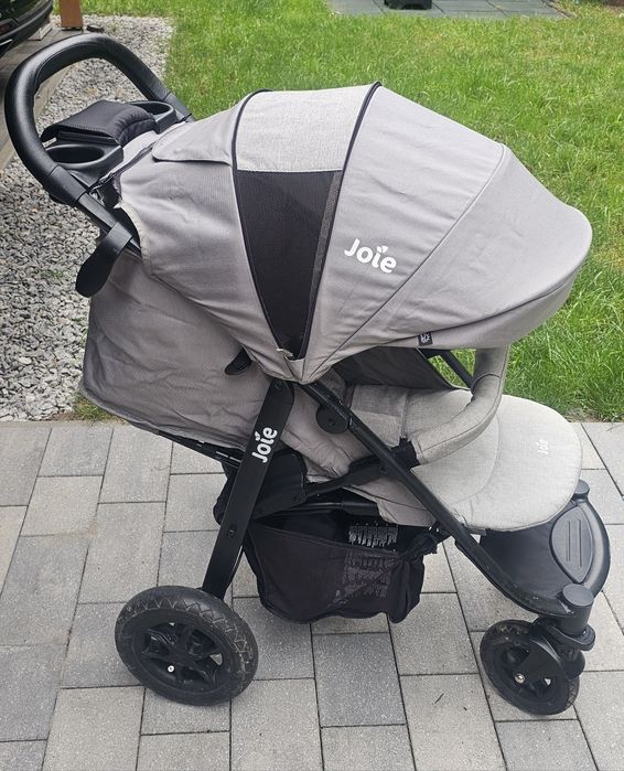 Wózek spacerowy Joie