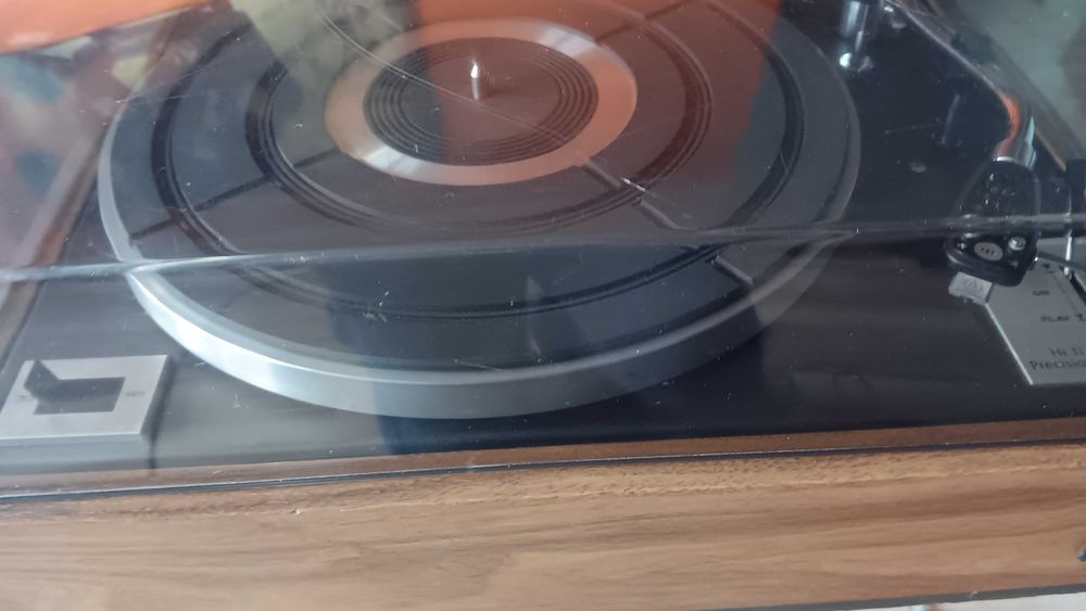 Gramofon CEC BD-2000