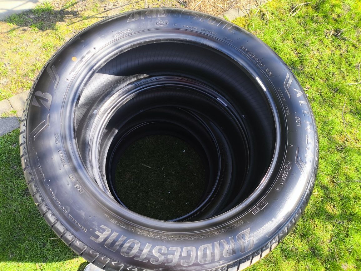 Opony letnie Bridgestone alenza  225/55 R19
