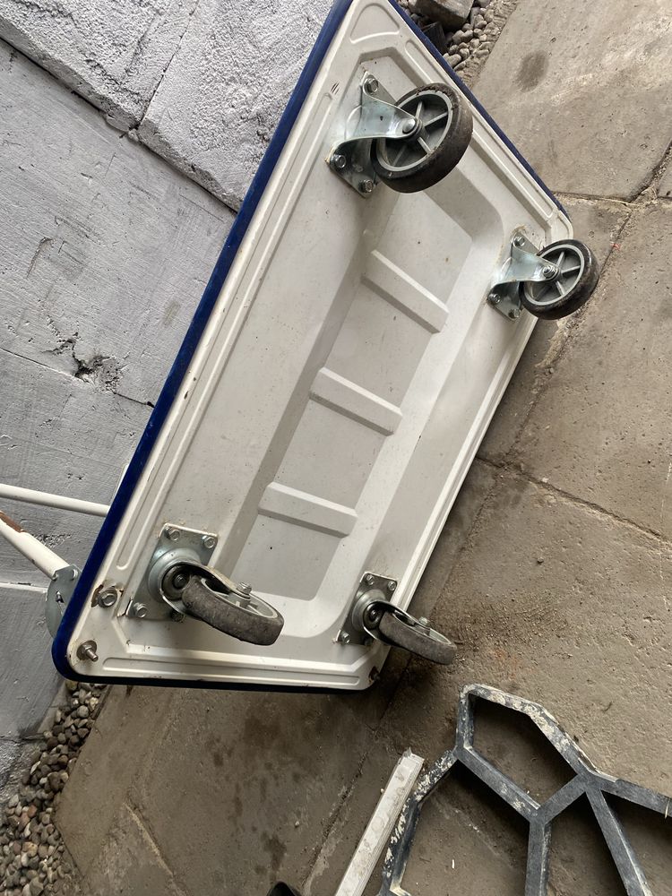 Wozek transportowy