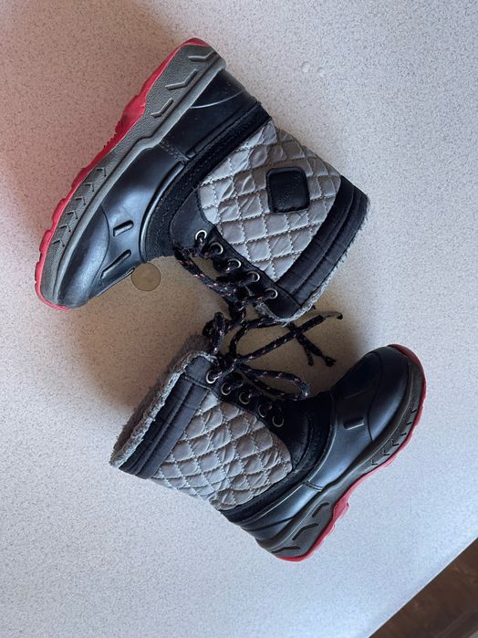 Дитячі ботинки демі carters