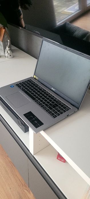 Laptop Aspire 3 stan idealny