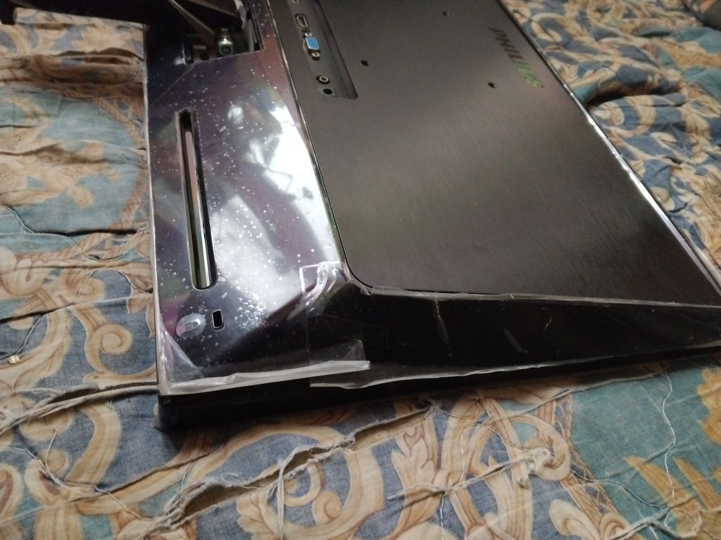 Монитор Philips 234E5Q