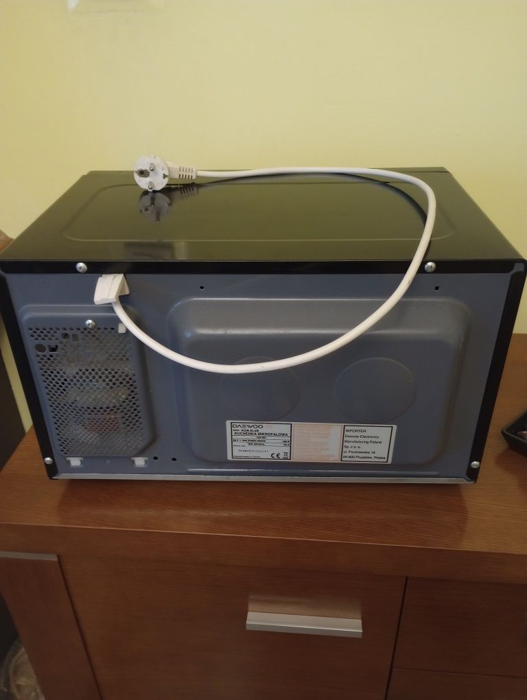 Kuchenka mikrofalowa Daewoo 700W