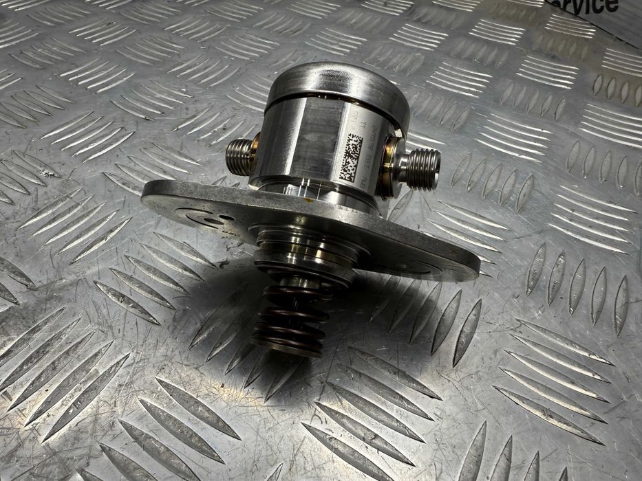 Насос топливный ТНВД BMW B46 B48 13518631642 G20 G30 G80 G42 G87