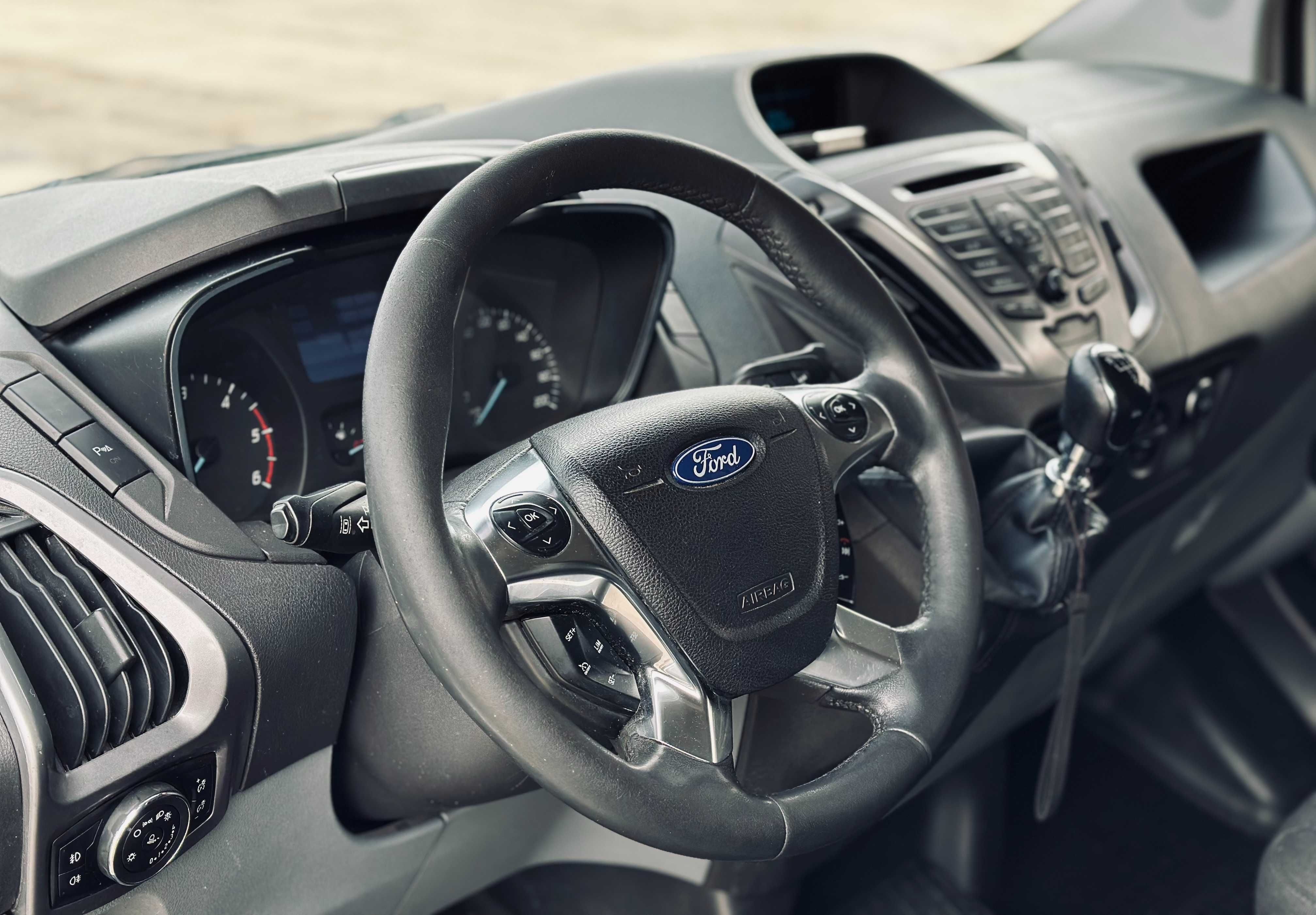 Ford Transit Custom FULL 2015 / 2.2 TDI / 155 л.с /