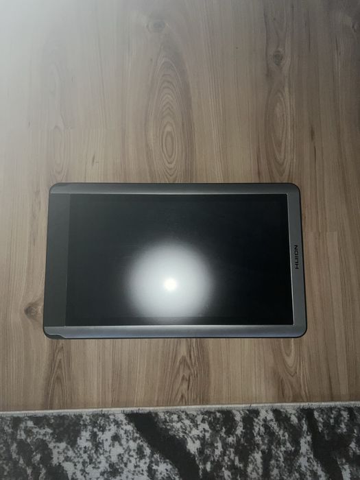 tablet graficzny huion kamvas 16