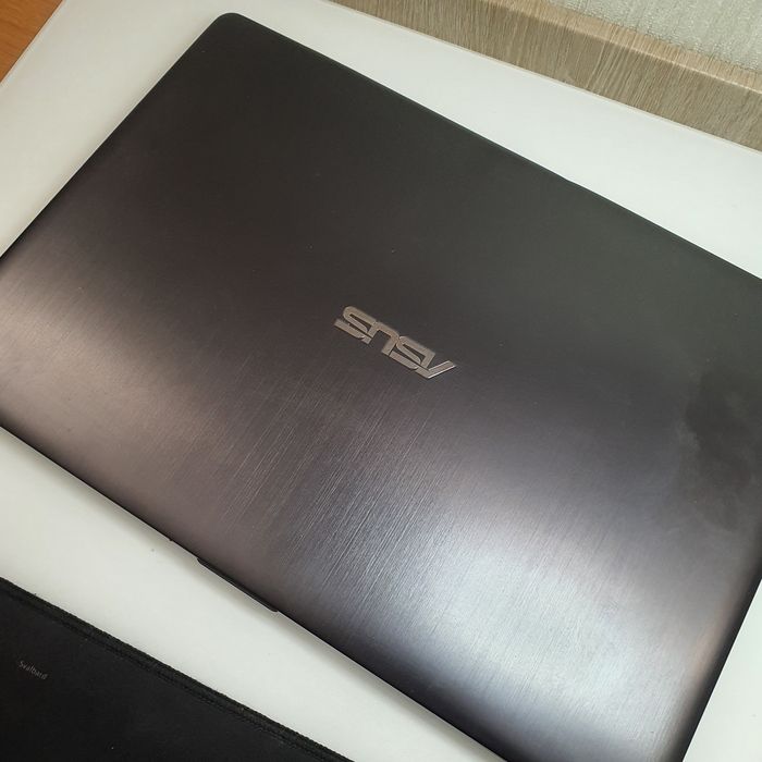 Ноутбук сенсорный игровой I5 + 8GB ОЗУ + SSD + GT 740M