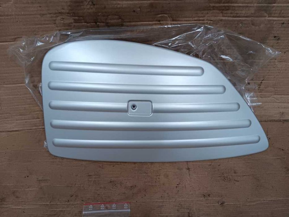 Painel esquerdo em aluminio mala lateral Honda