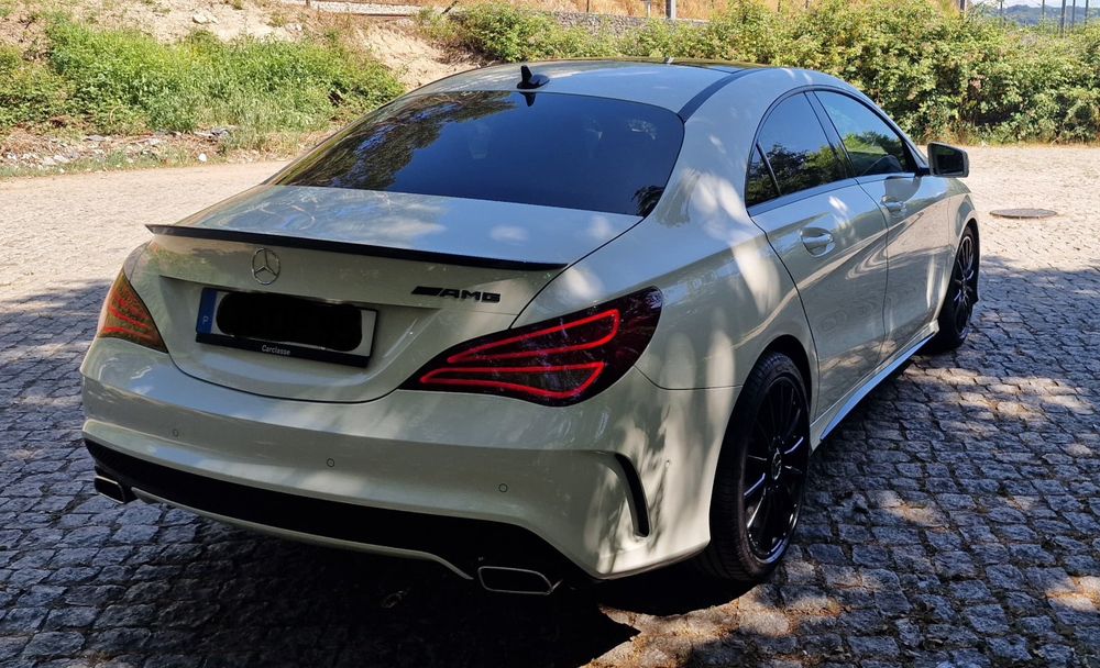 Mercedes-Benz Cla 220d Amg Line